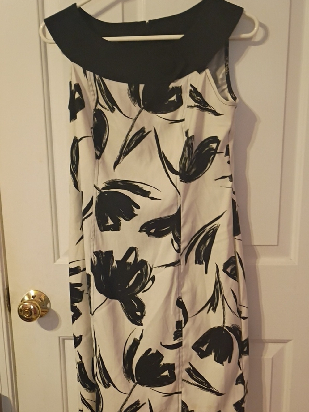AB Studio Black and White Floral Collar Dress